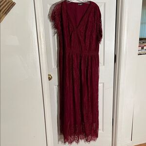 Pretty Garden Elegant Lace Burgundy Dress